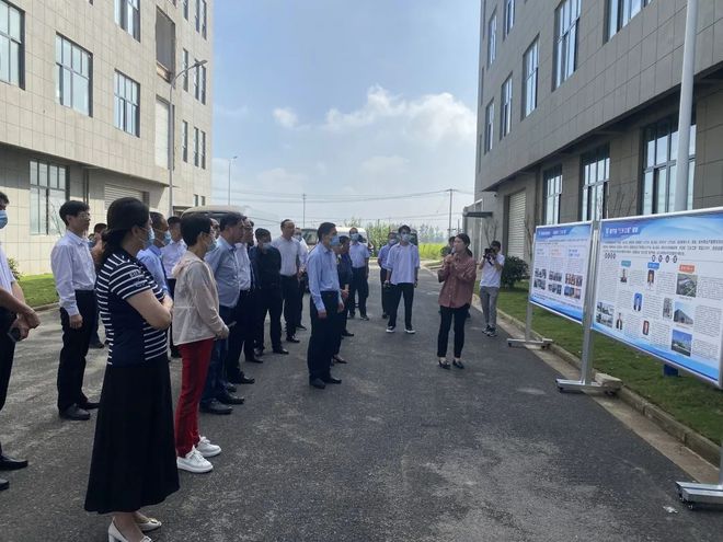 凝聚智慧力量 服務(wù)鄉(xiāng)村振興——徐州市委統(tǒng)戰(zhàn)部深入調(diào)研民建會(huì)員企業(yè)，共繪“三鄉(xiāng)工程”新畫(huà)卷